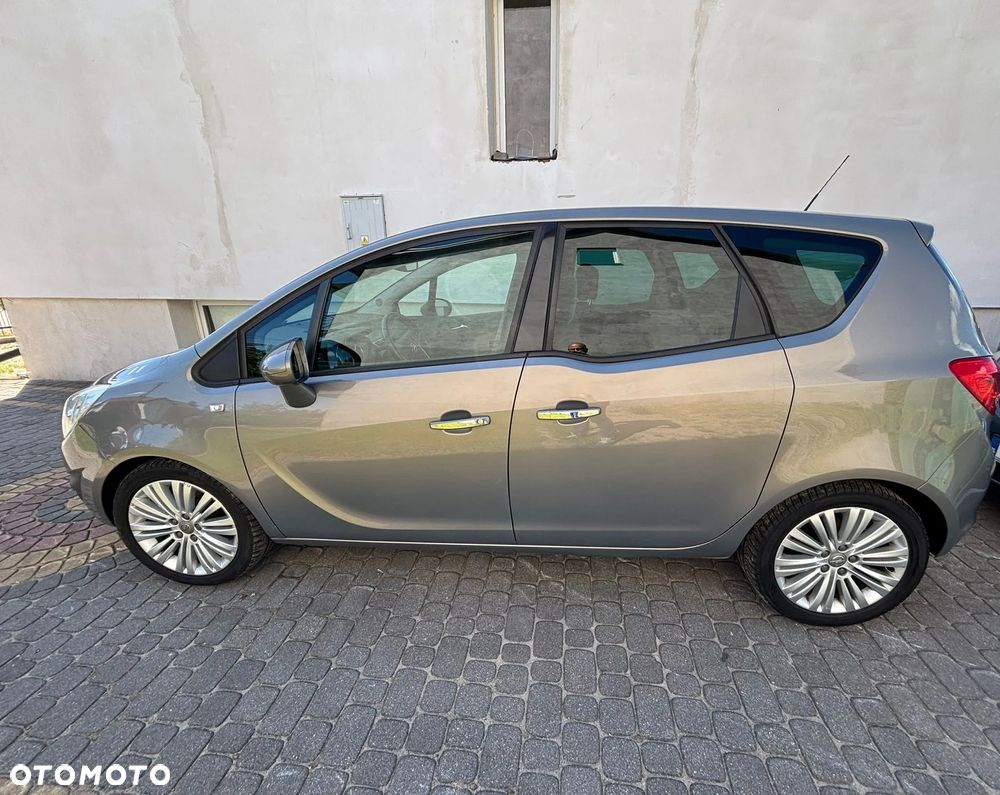 Opel Meriva - 2