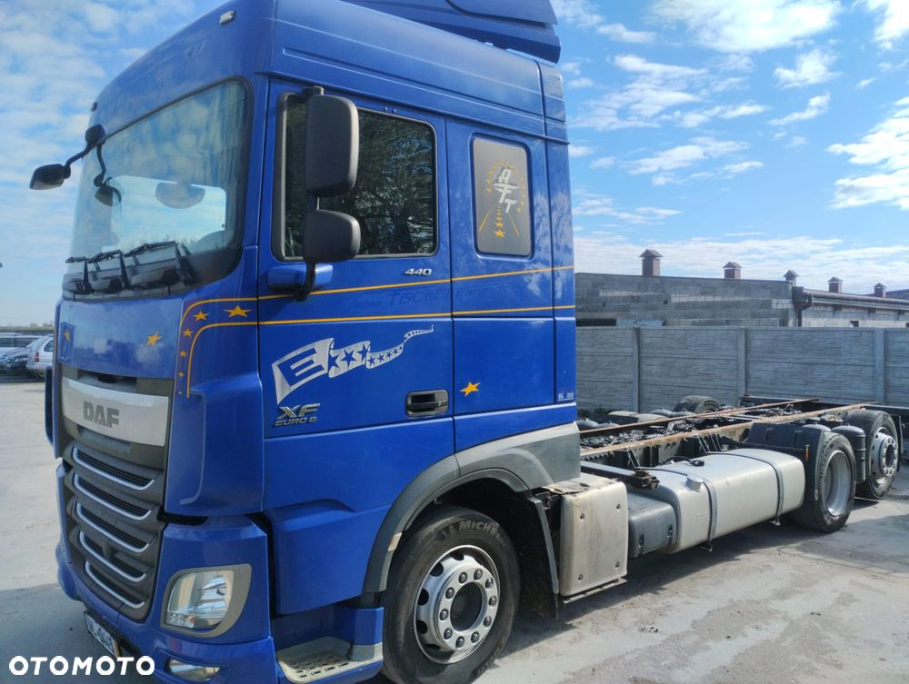 DAF FAR XF - 2