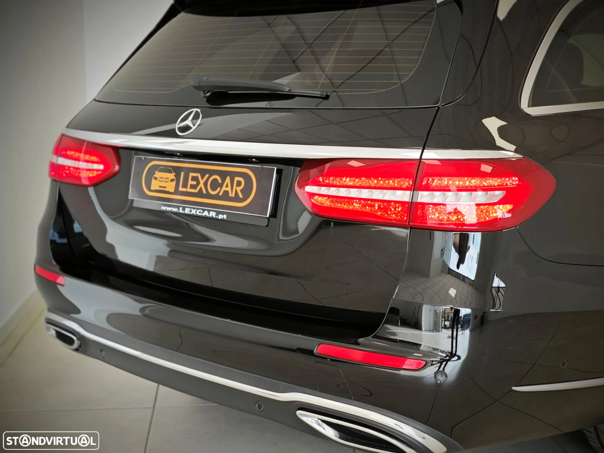 Mercedes-Benz E 220 d T 9G-TRONIC Exclusive - 26
