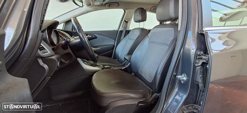 Opel Astra 1.6 CDTi Cosmo Start/Stop - 25