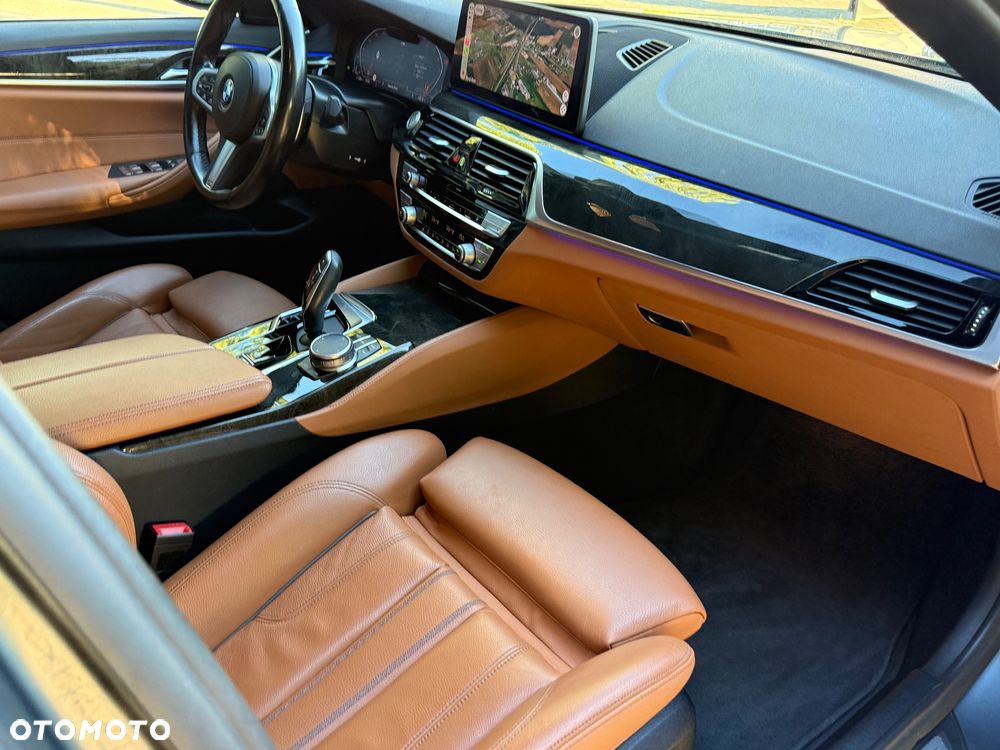 BMW Seria 5 530i xDrive mHEV M Sport sport - 25