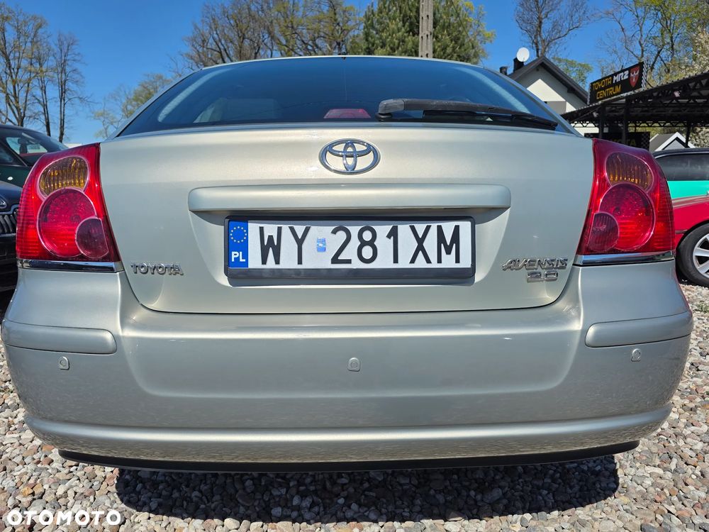 Toyota Avensis 2.0 VVT-i Sol - 14