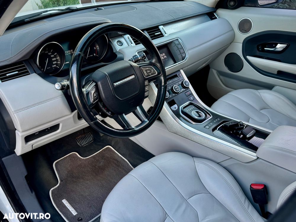 Land Rover Range Rover Evoque - 28