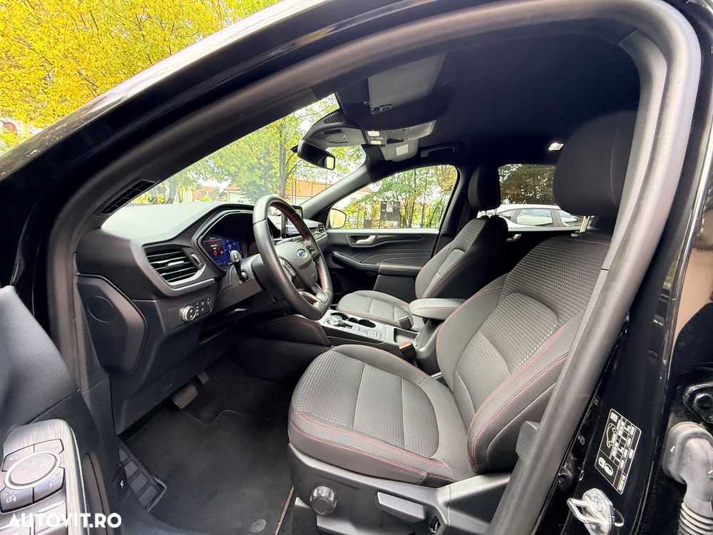 Ford Kuga 2.5 Duratec FHEV ST-LINE - 11