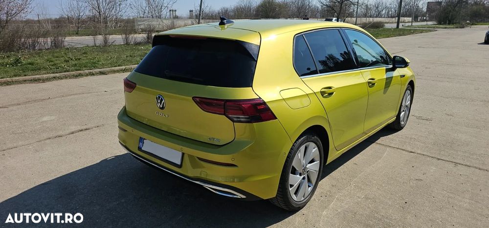 Volkswagen Golf 1.5 eTSI ACT DSG MHEV Style - 2
