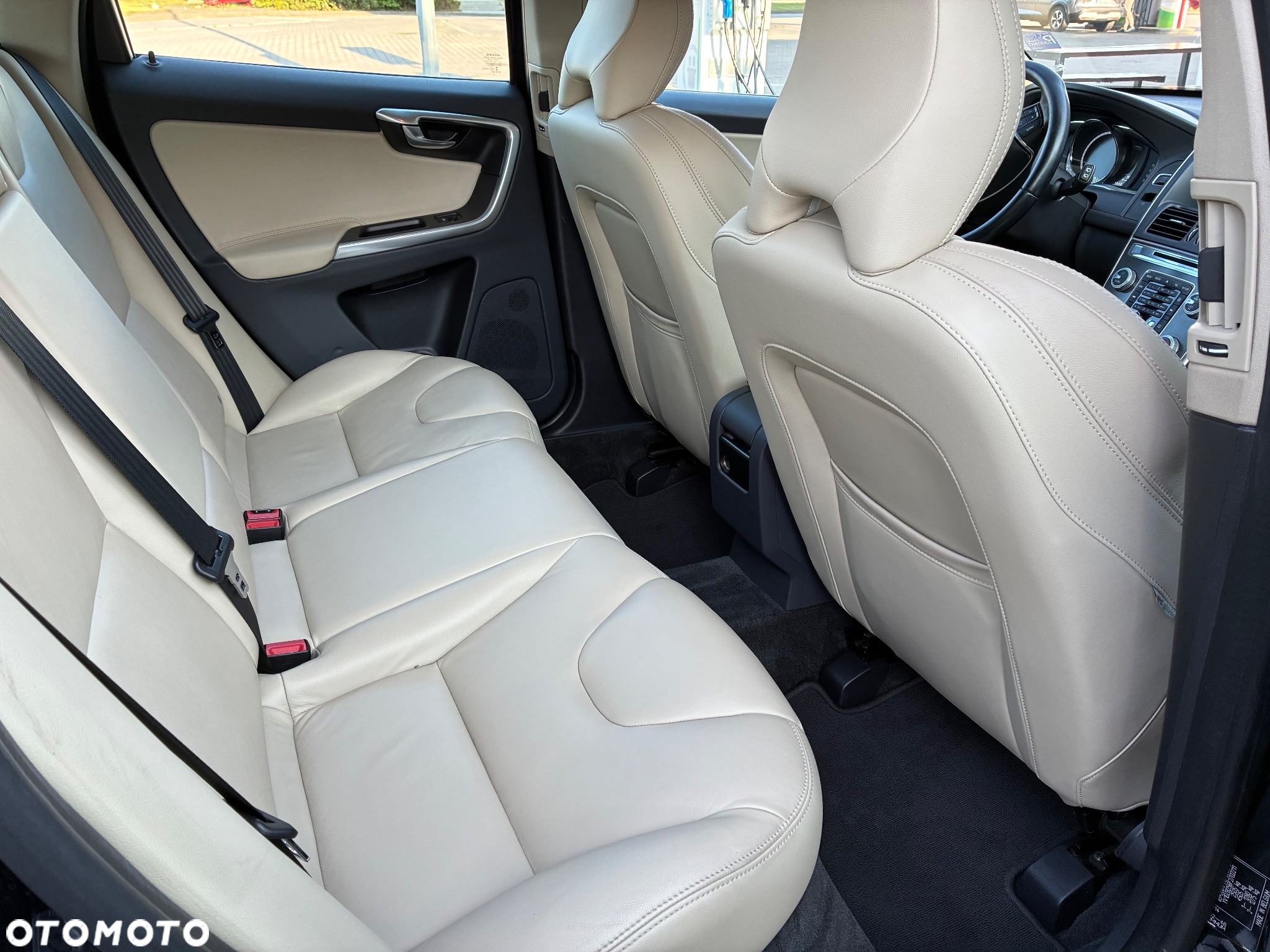 Volvo XC 60 D5 AWD Summum - 22