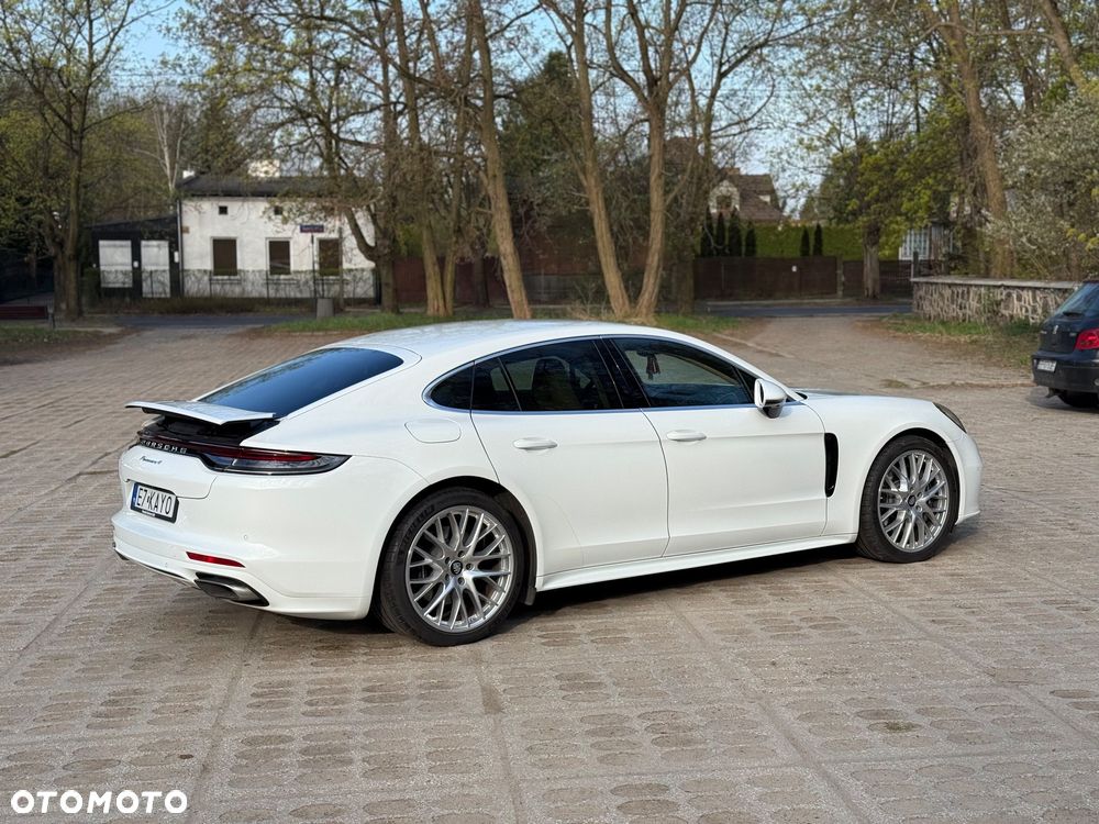Porsche Panamera 4 - 15