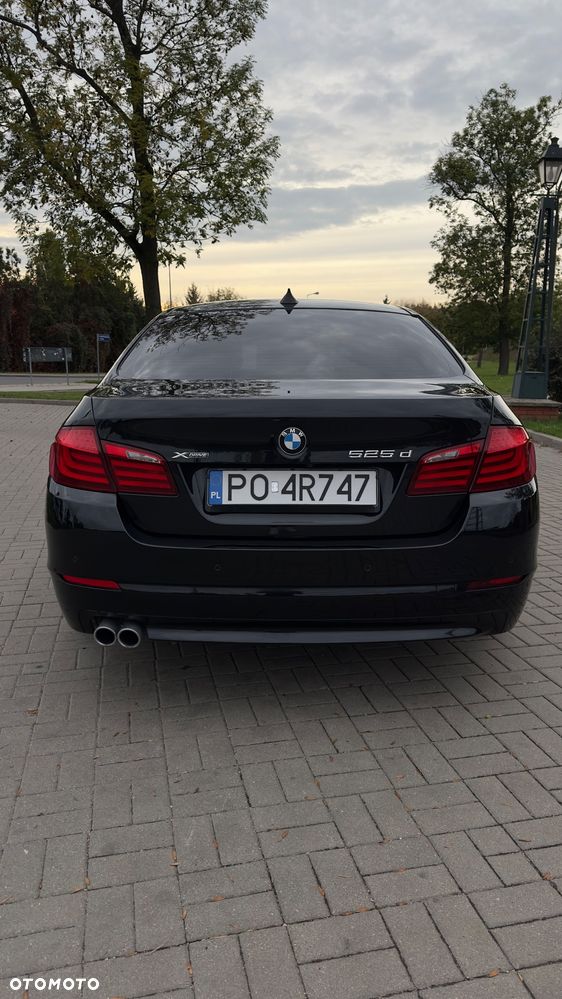 BMW Seria 5 525d xDrive - 7