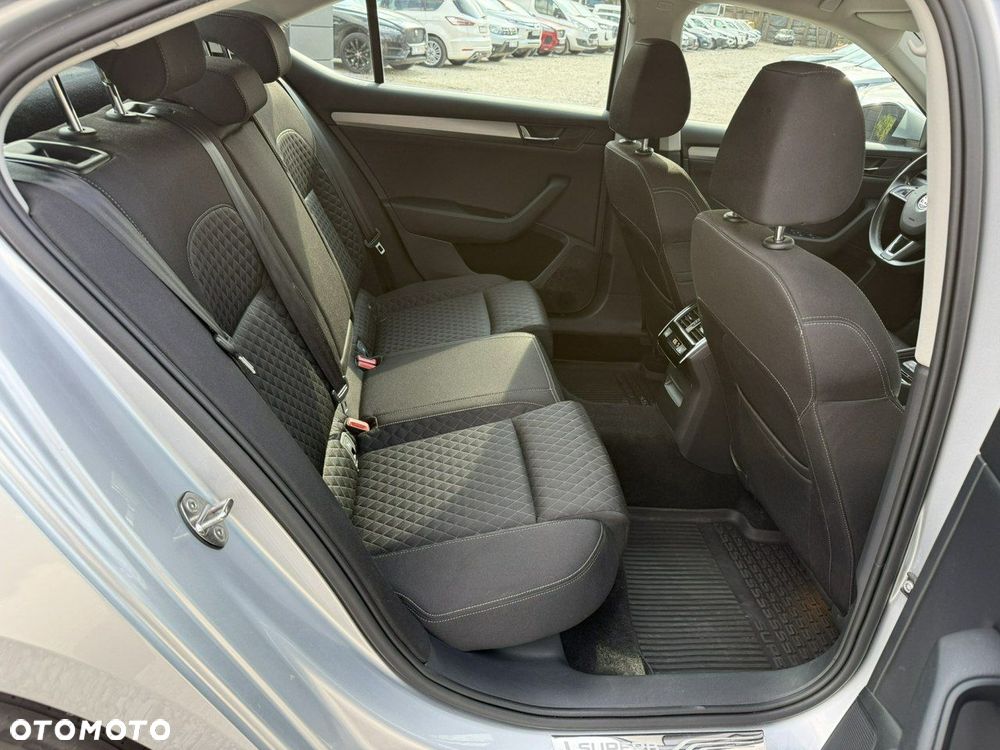 Skoda Superb 2.0 TDI 4x4 Style DSG - 30