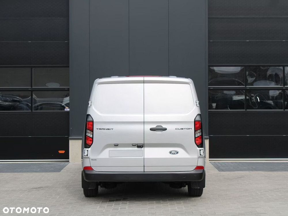 Ford transit-custom Trend Van 2.5 PHEV 232KM CVT FWD 320 L2 - 7