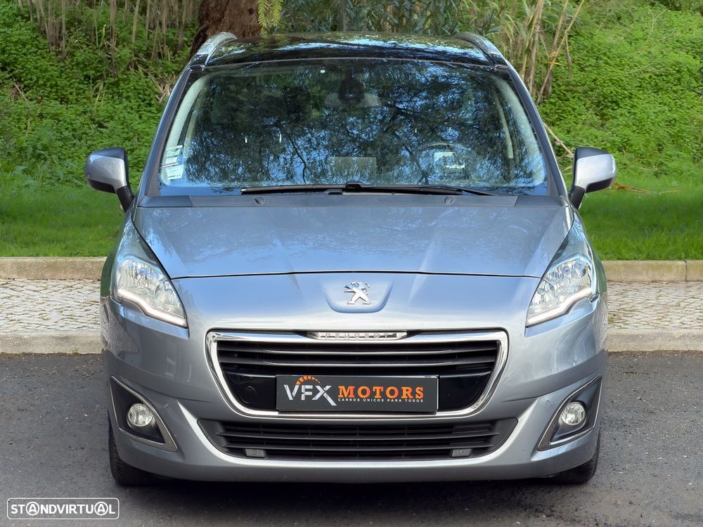 Peugeot 5008 1.6 E-HDi 7L Allure 2-Tronic J17 - 26