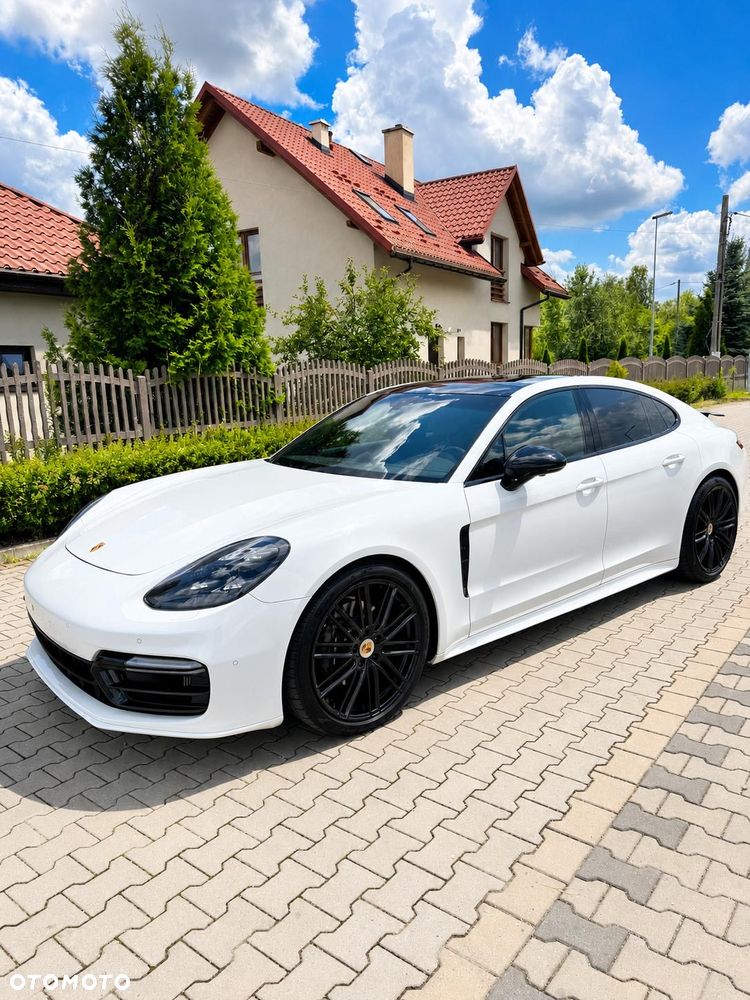 Porsche Panamera 4 Executive - 8
