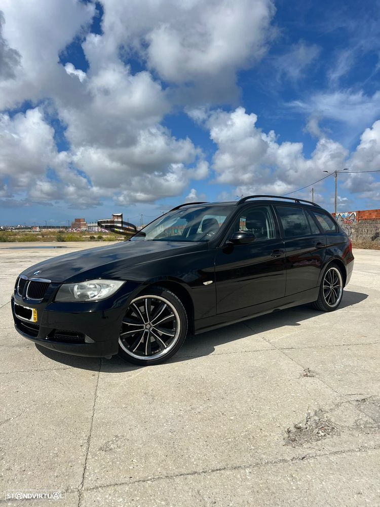 BMW 318 d Dynamic - 2