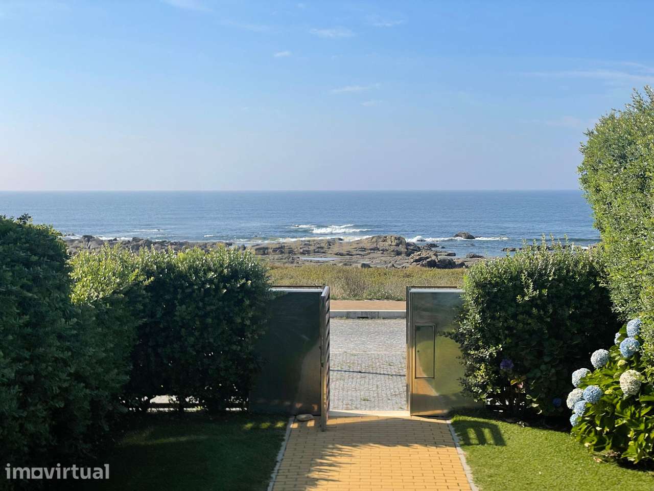 Moradia moderna com vista mar na praia de Moledo - Grande imagem: 2/57