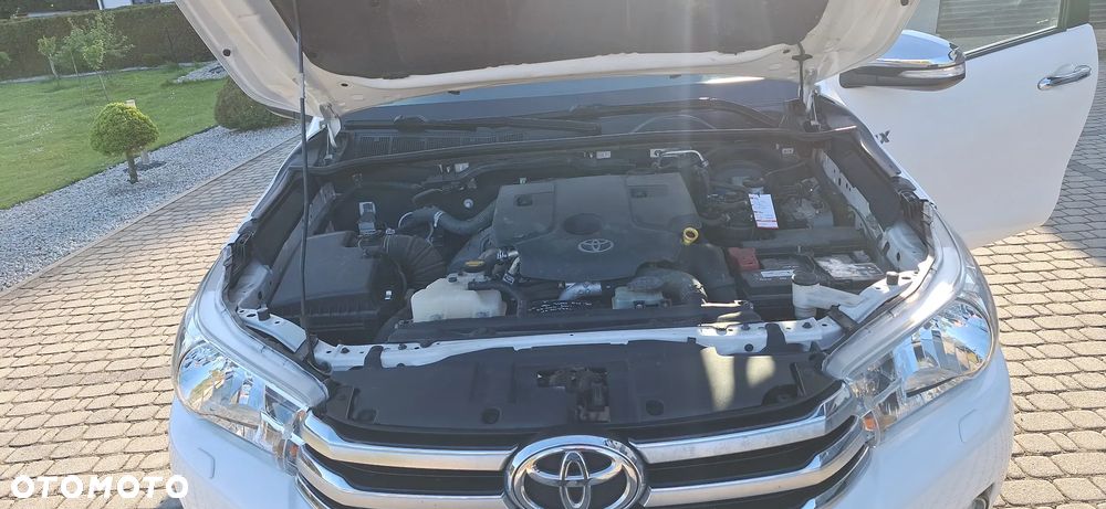 Toyota Hilux 4x4 Extra Cab Duty Comfort - 26