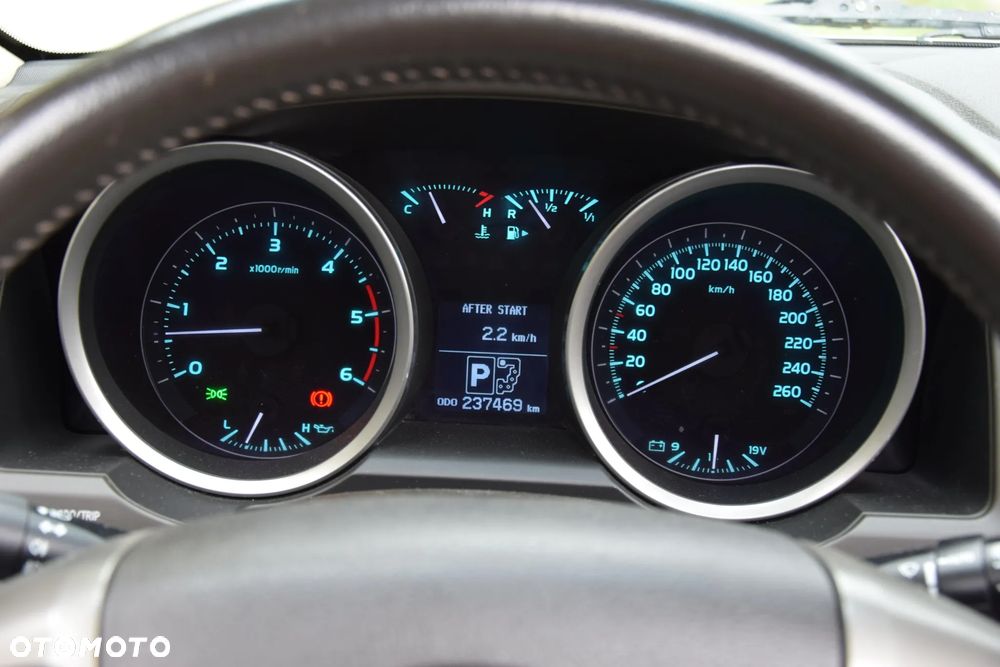 Toyota Land Cruiser LC 4.5 D-4D Sol - 20