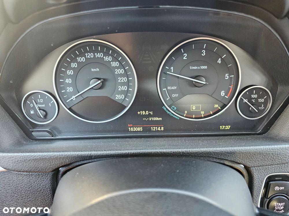 BMW Seria 3 320d xDrive Sport Line - 14