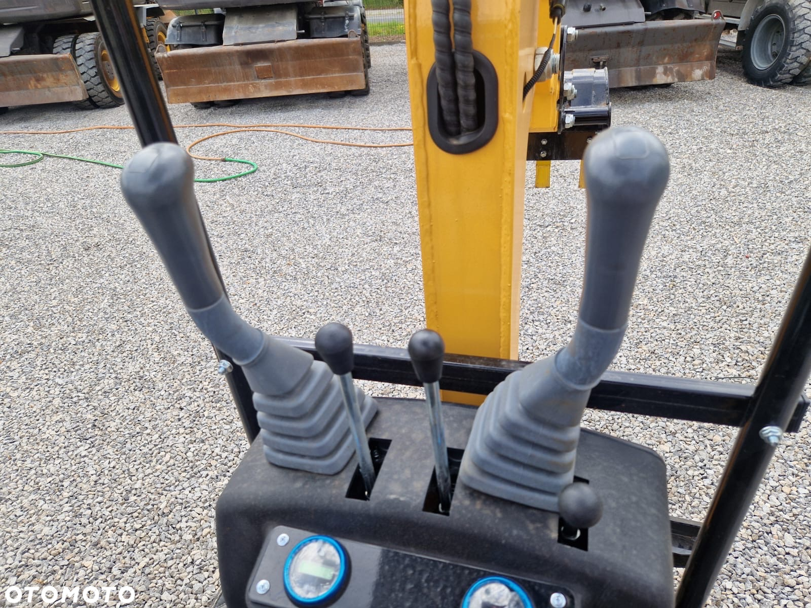 Inny JPC KV-12 - 10