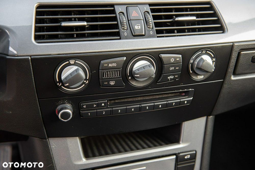 BMW Seria 5 520d Edition Fleet - 21