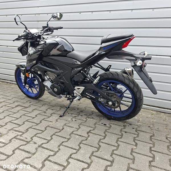 Suzuki GSX - 9