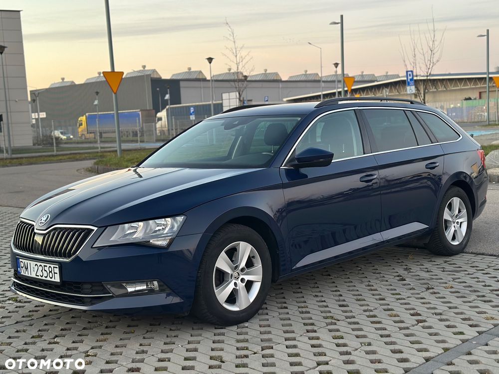 Skoda Superb 1.6 TDI Ambition - 2