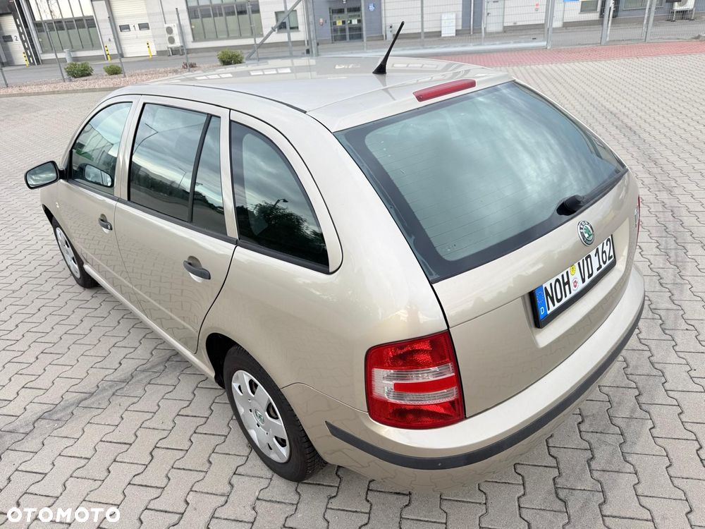 Skoda Fabia 1.4 16V Combi Comfort - 10