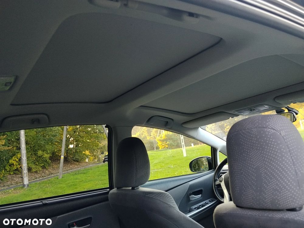 Toyota Prius+ (Hybrid) Executive - 19