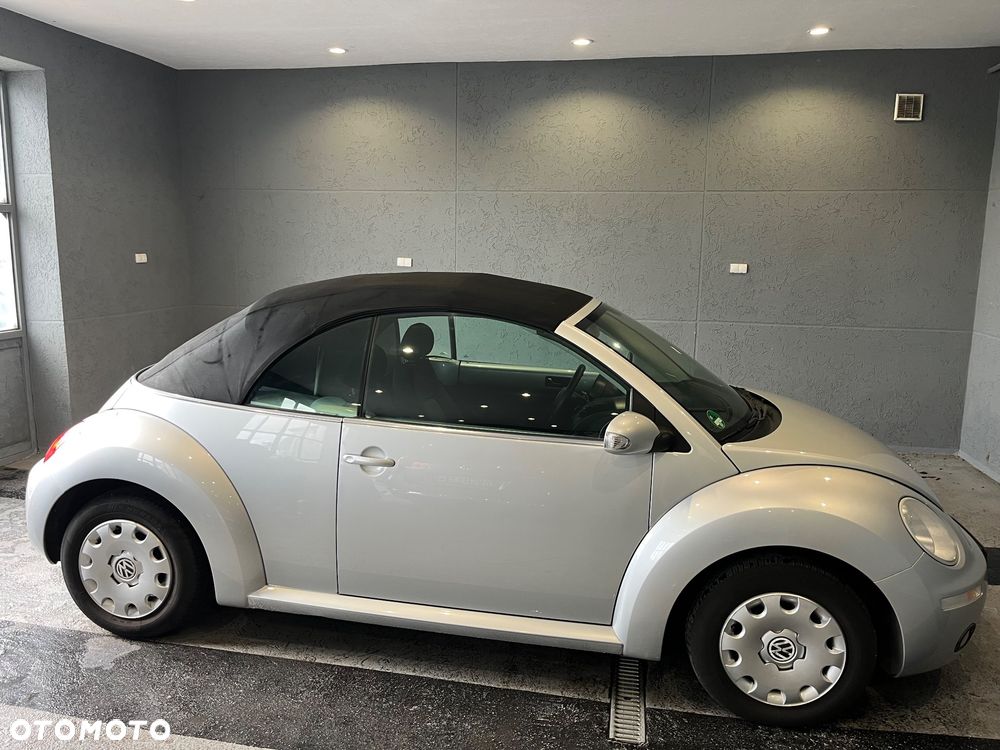 Volkswagen New Beetle - 7