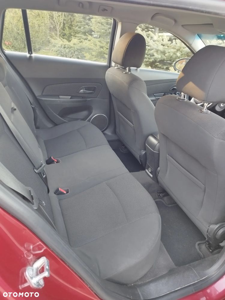 Chevrolet Cruze 1.7 LT - 13