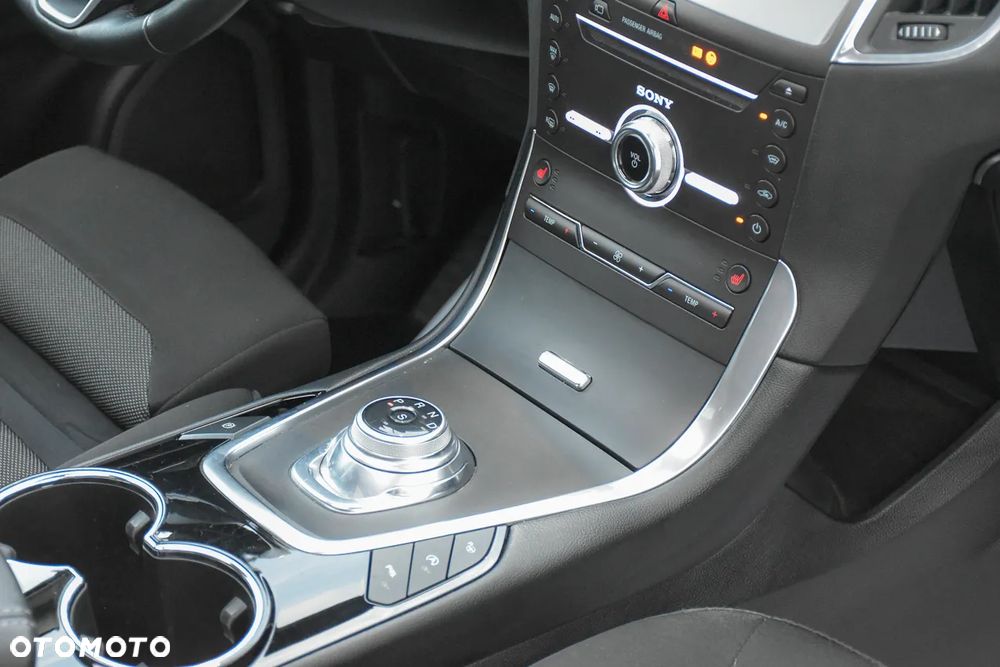 Ford Galaxy 2.0 EcoBlue 4WD Titanium - 29
