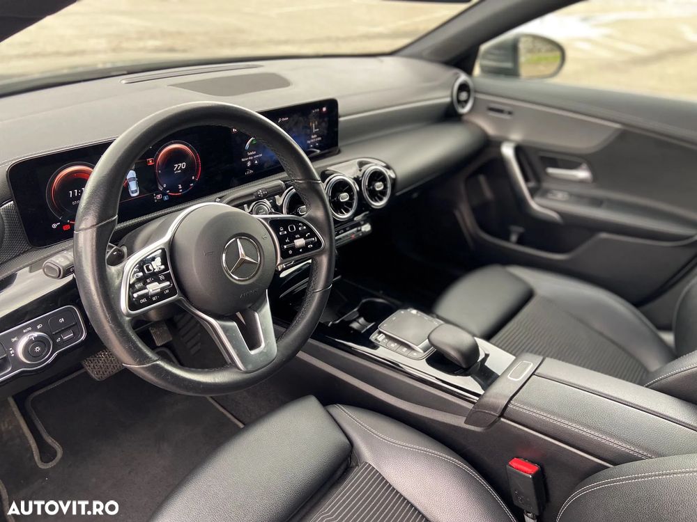 Mercedes-Benz CLA 200 d 8G-DCT - 4