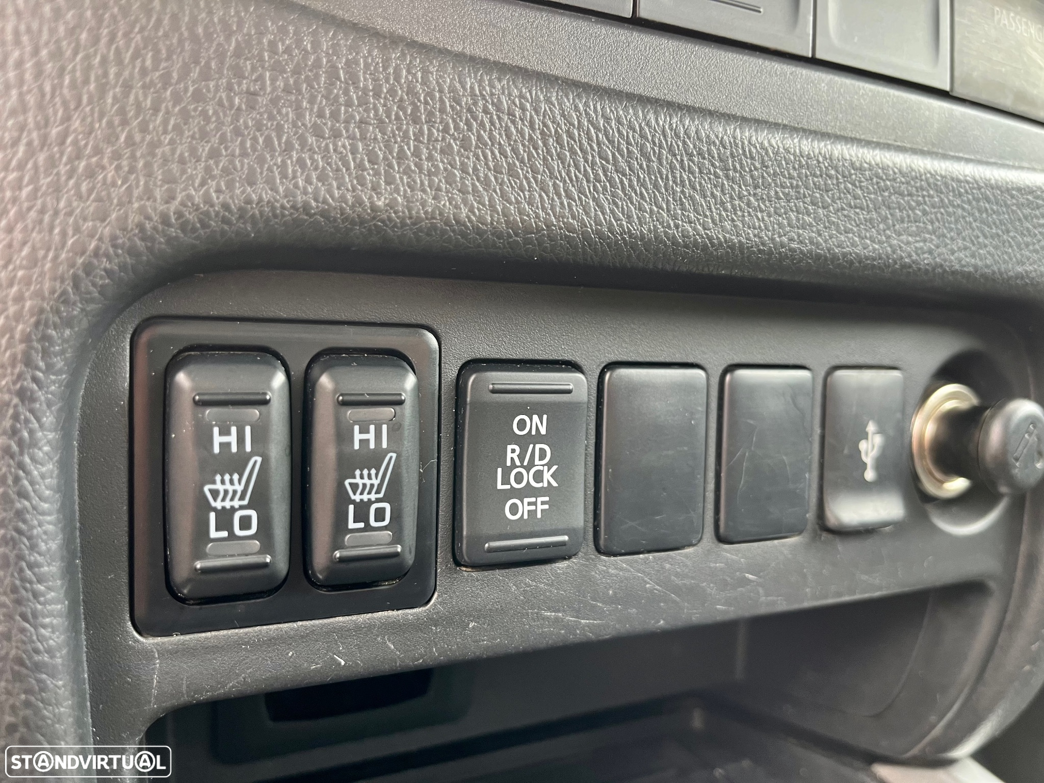 Fiat Fullback 2.4 4WD CD Adventure Auto - 34