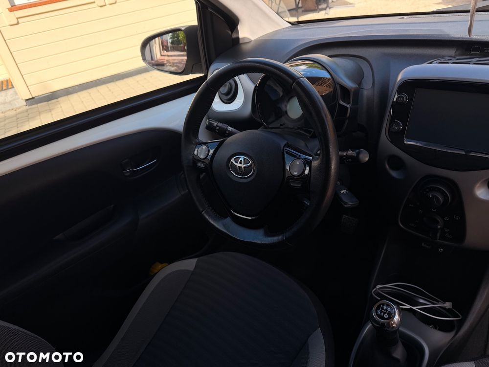 Toyota Aygo 1.0 VVT-i Color Edition - 17