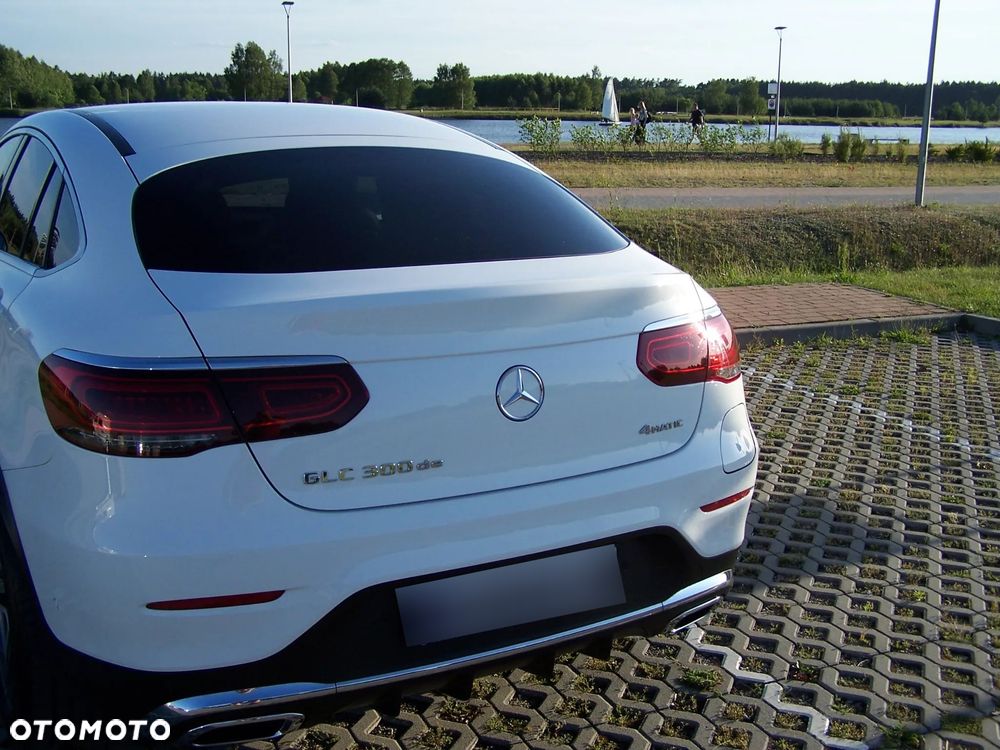 Mercedes-Benz GLC 220 d 4Matic 9G-TRONIC AMG Line - 1