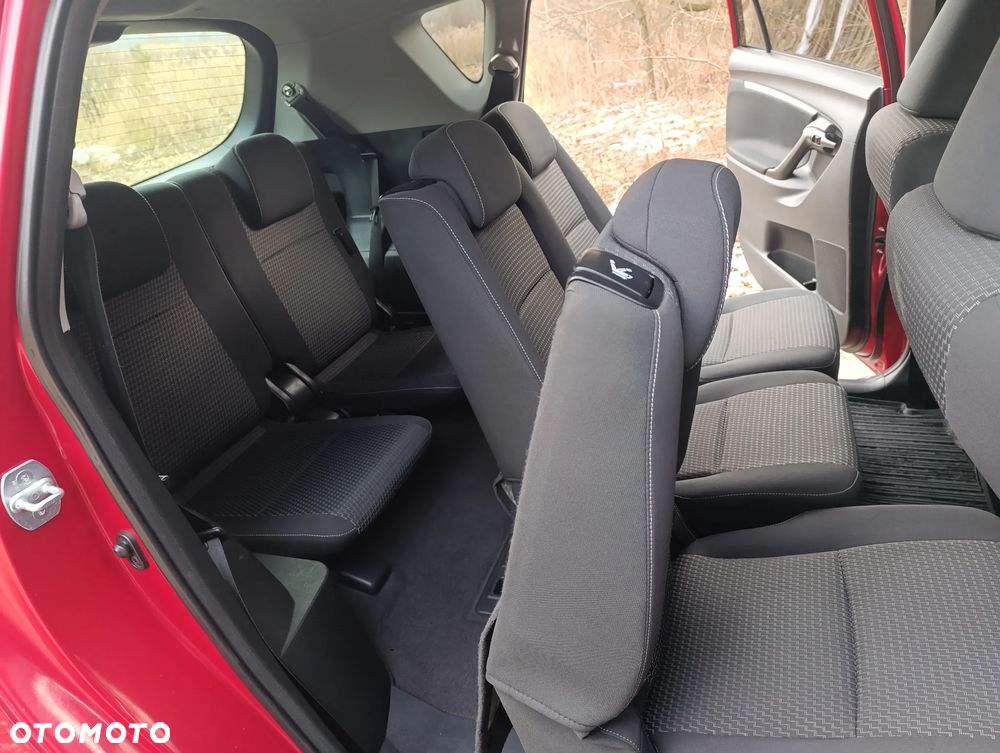 Toyota Verso 1.8 Sol plus NAVI 7os - 14