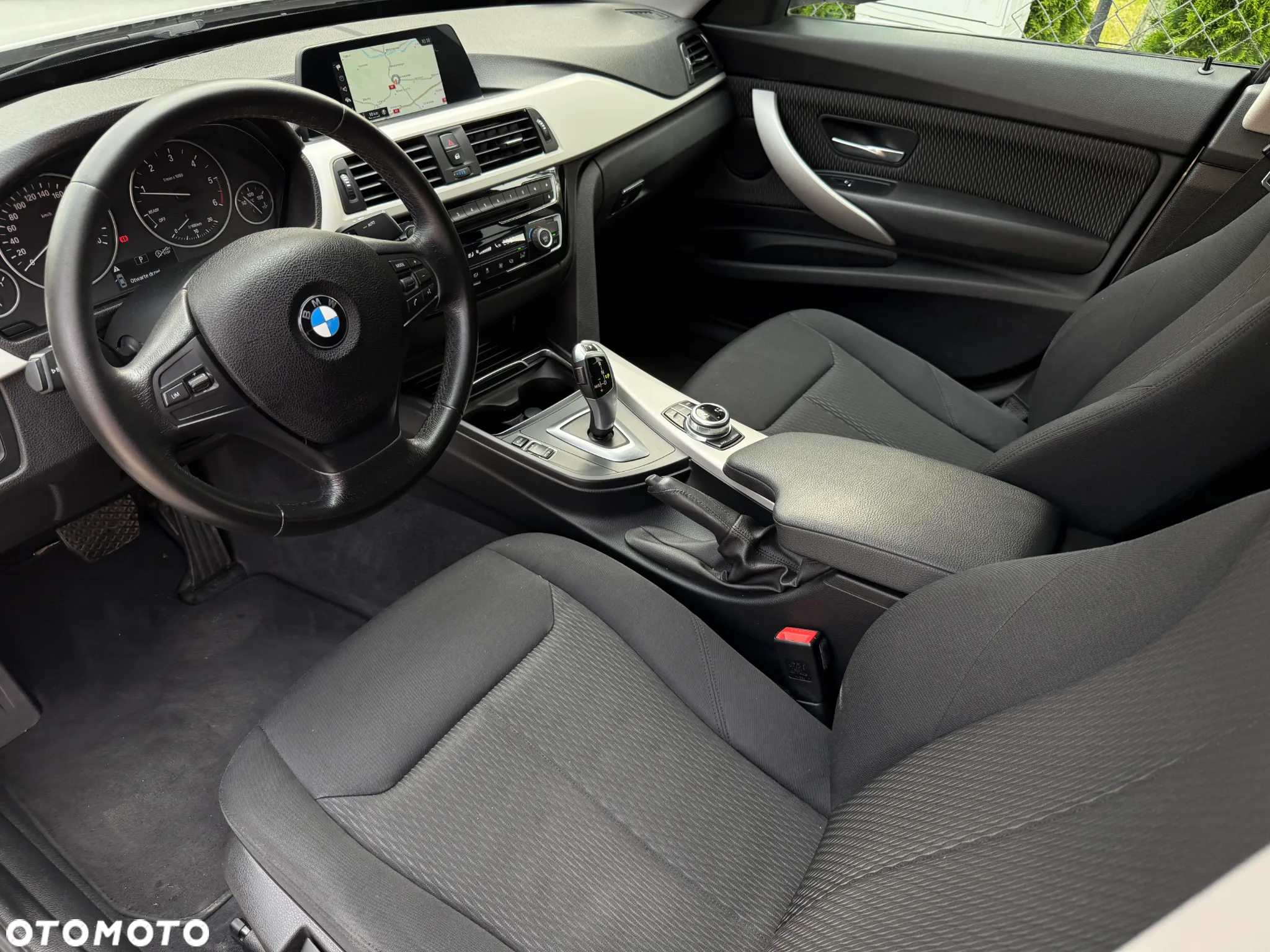 BMW 3GT 318d Advantage - 10