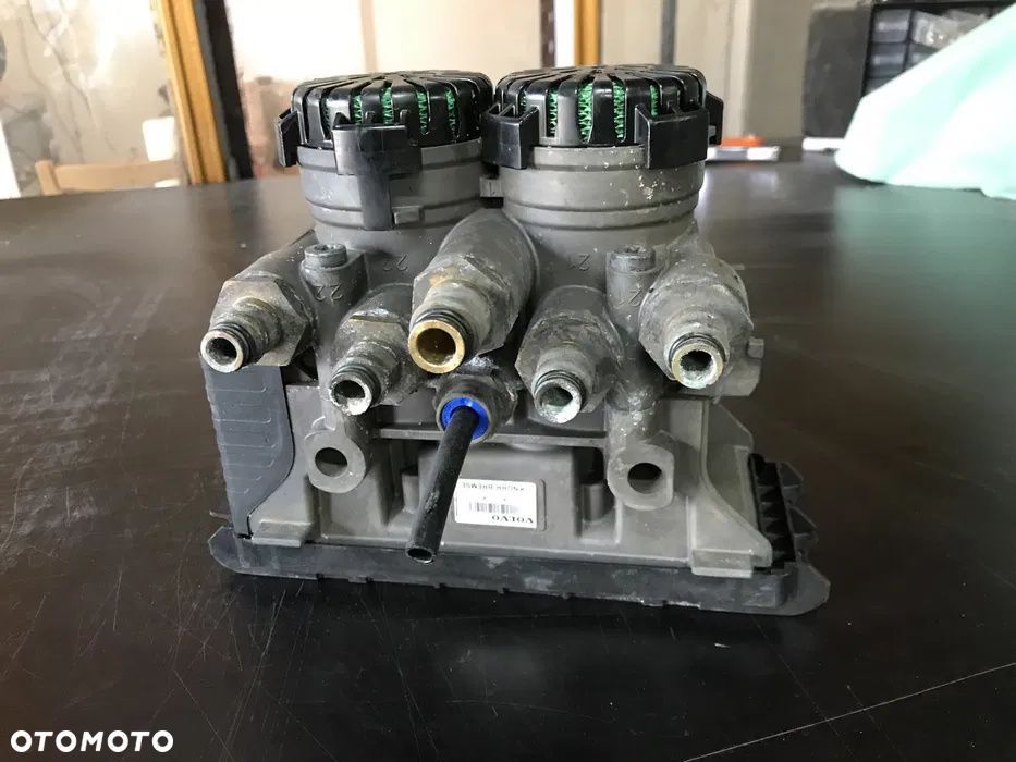 Zawór Modulator EBS Volvo FH 4 demontaż K029247 / 21114975 - 1