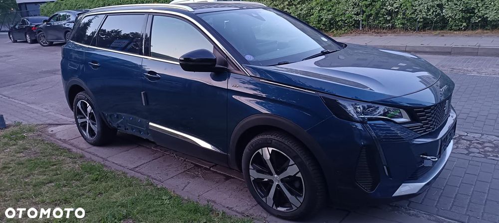 Peugeot 5008 - 5
