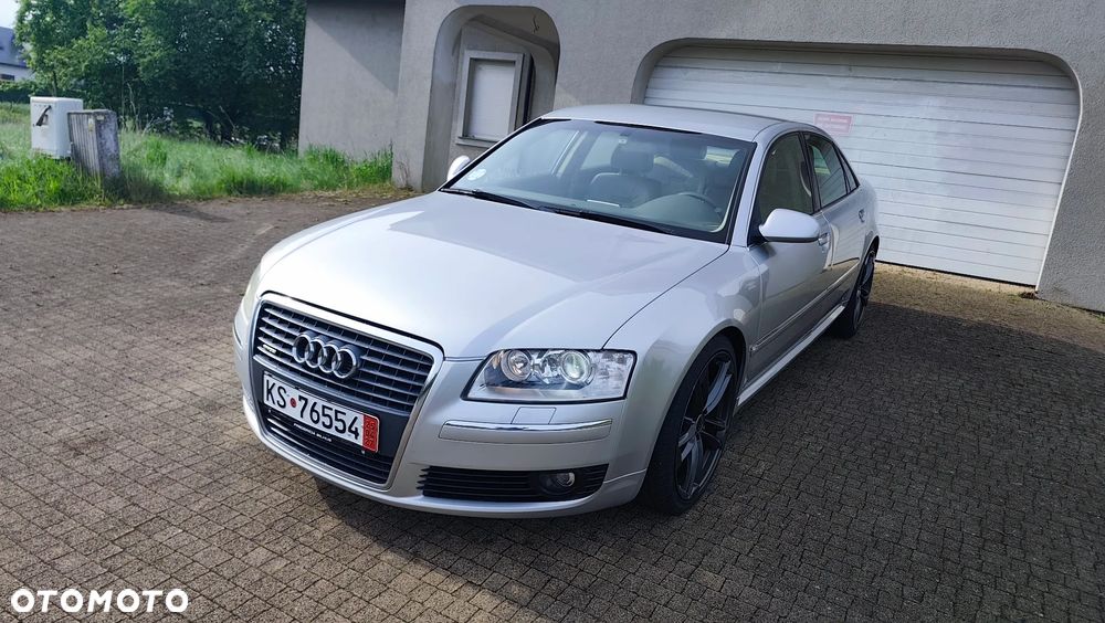 Audi A8 4.2 Quattro - 13