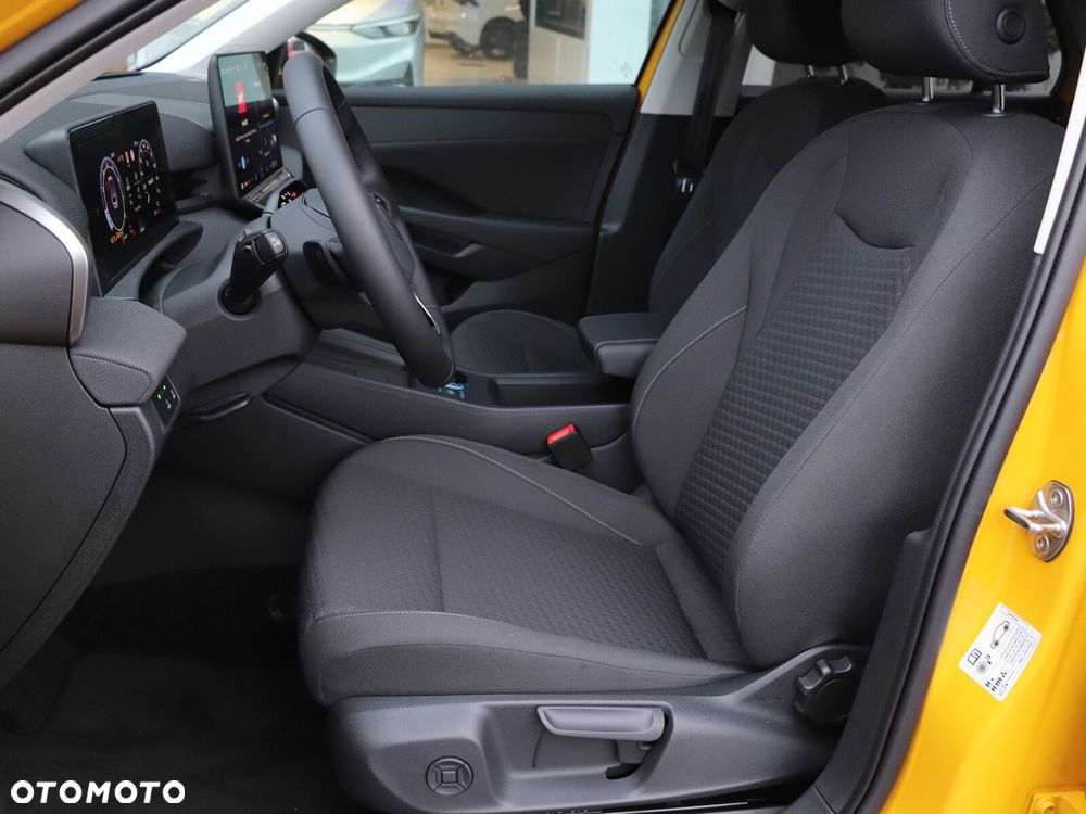 Volkswagen T-Roc - 13