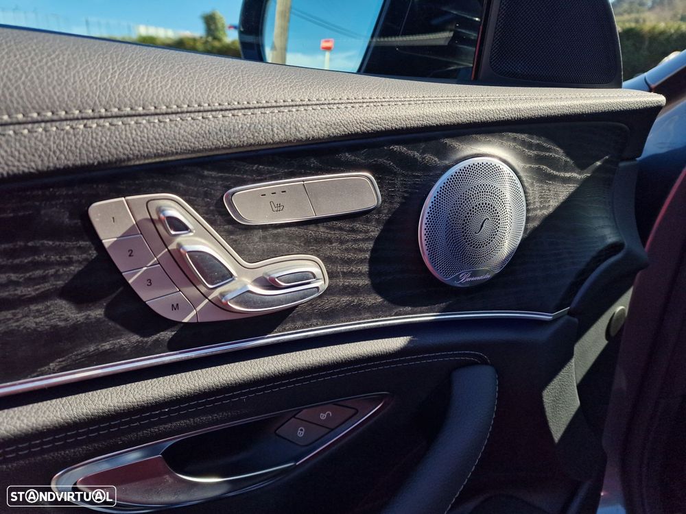 Mercedes-Benz E 300 de AMG Line - 10
