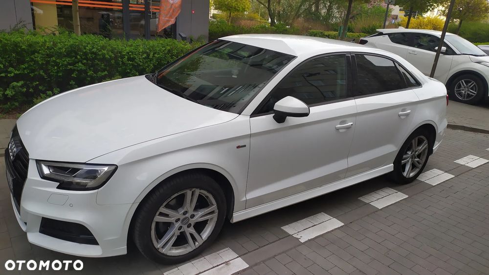 Audi A3 Limousine 35 TFSI S Line - 2
