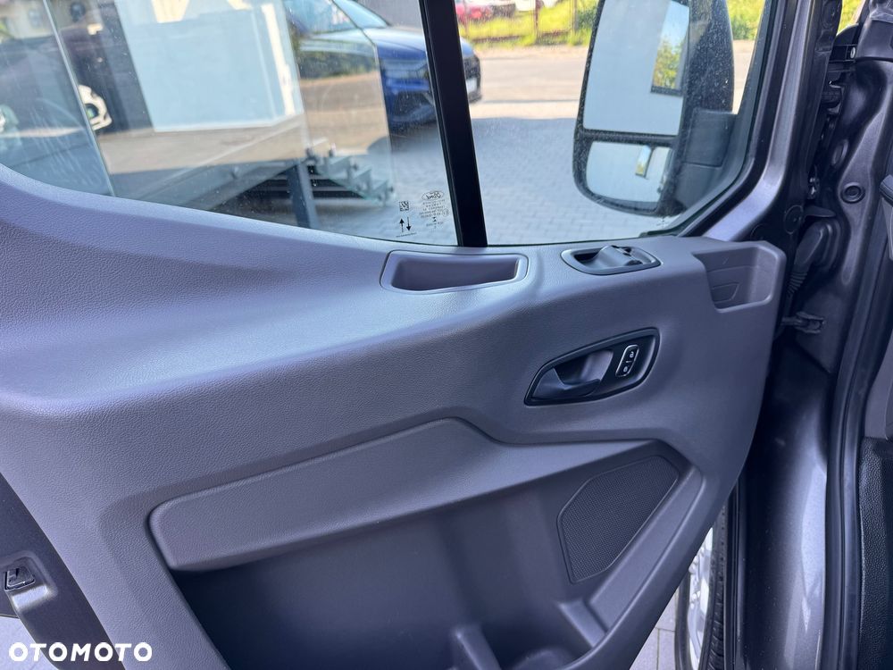 Ford Transit Limited L3 H2 Automat 170ps Full Wersja 44.600 netto - 34