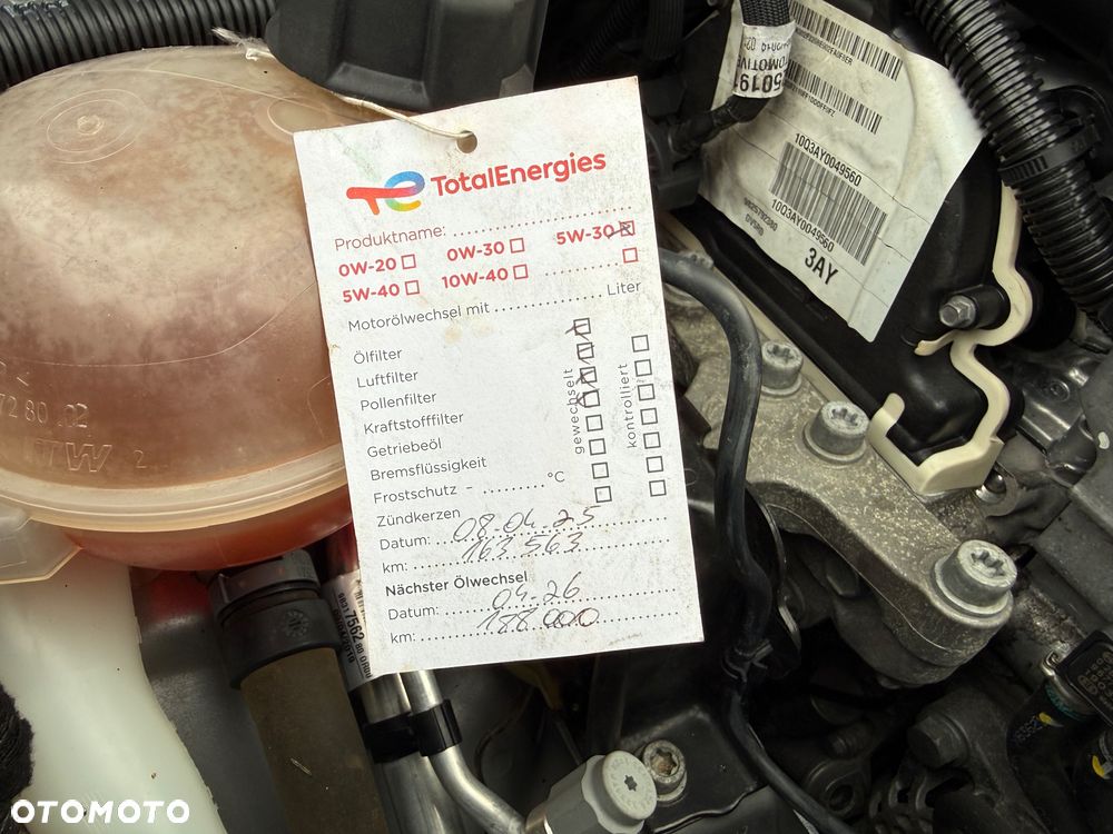 Peugeot 2008 BlueHDi 100 STOP & START Signature - 38