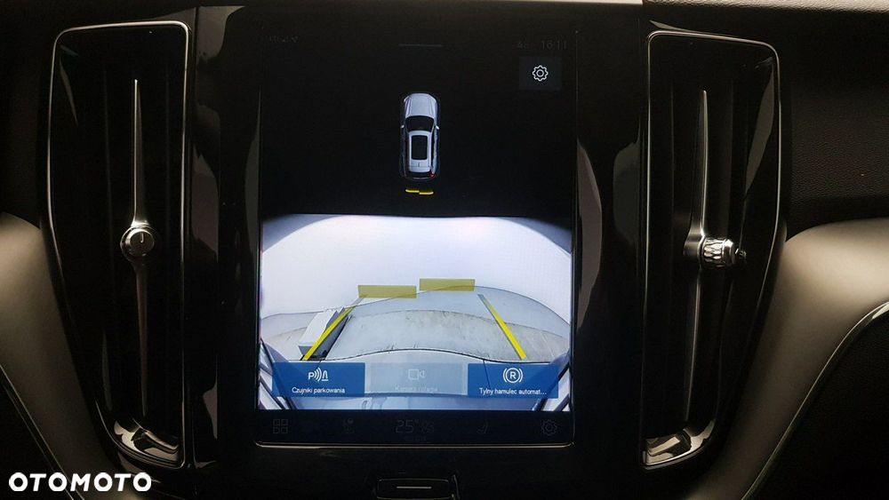 Volvo XC 60 - 25