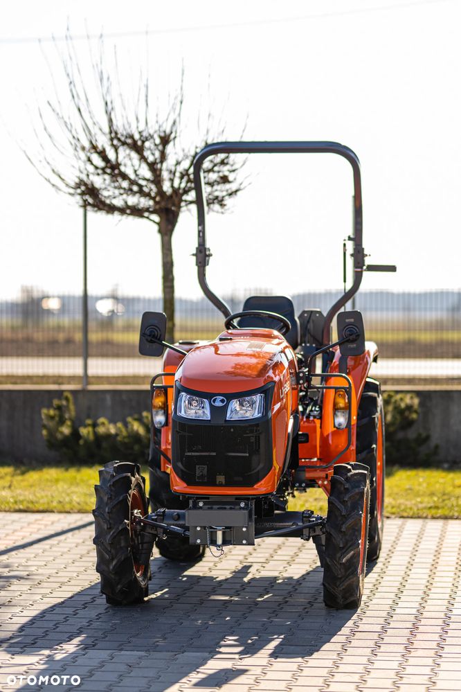 Kubota L1-382 - 3