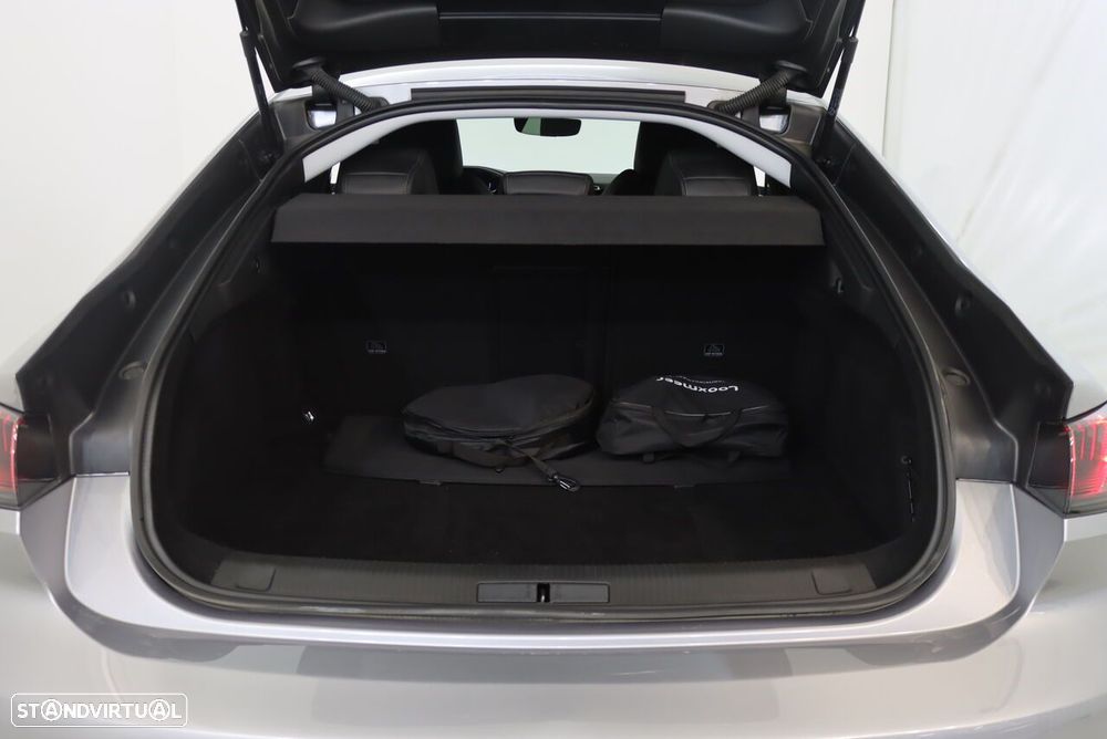 Peugeot 508 1.6 Hybrid Allure e-EAT8 - 33