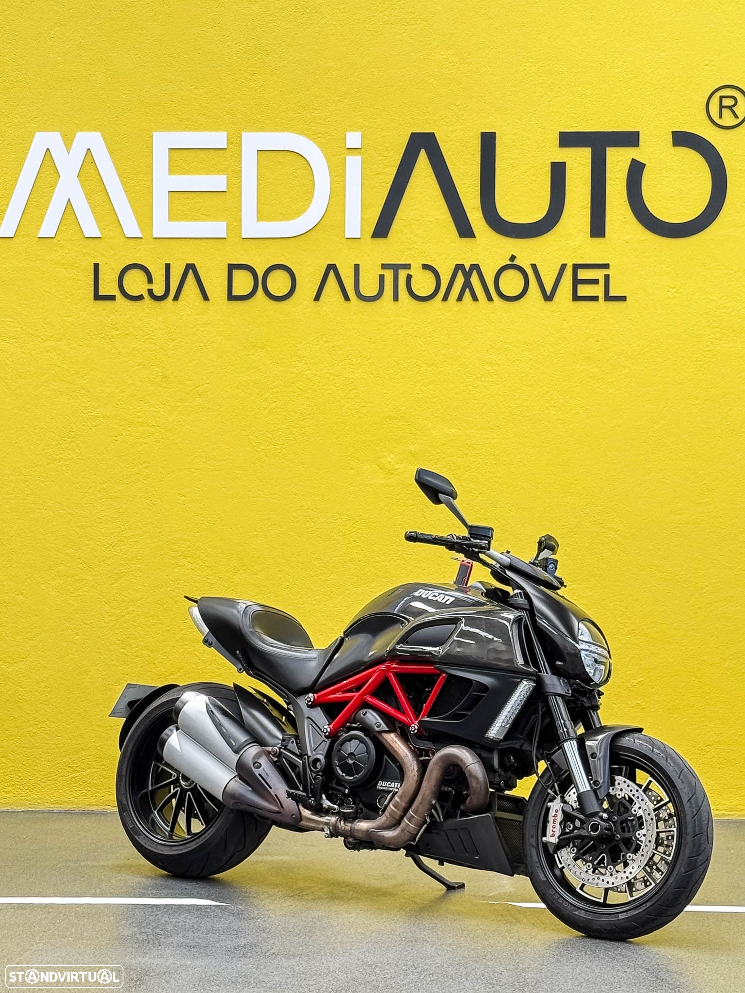 Ducati Diavel Carbon - 2