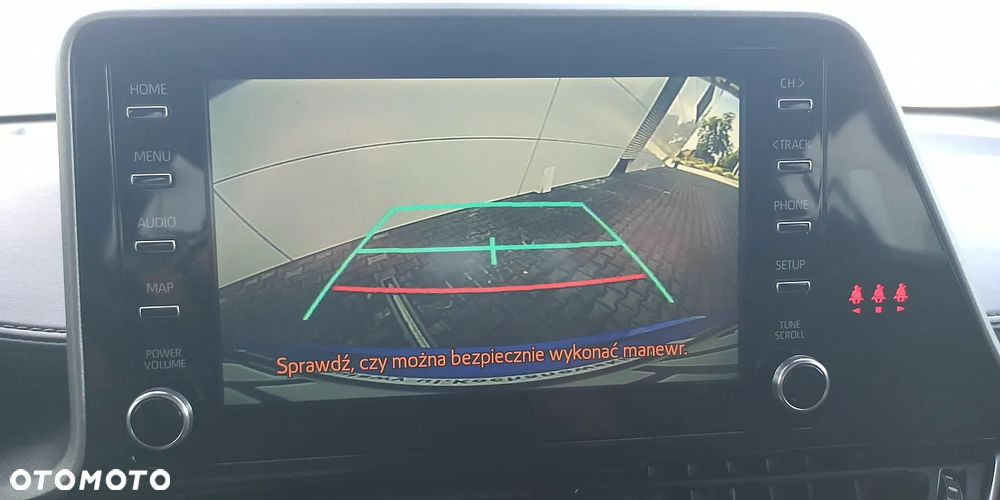 Toyota C-HR - 16