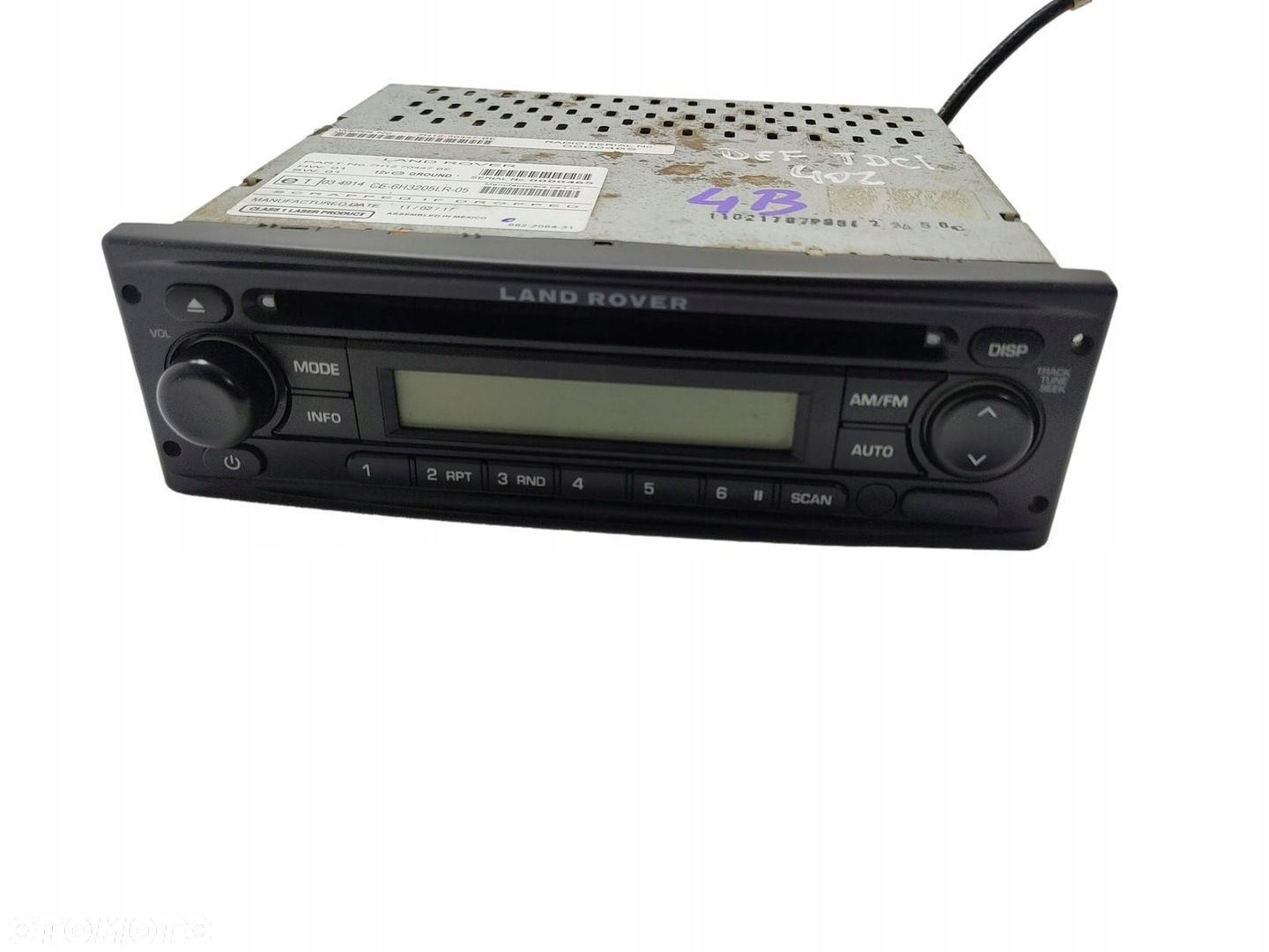 FABRYCZNE RADIO CD LAND ROVER DEFENDER 7H1270447BC 7H12-70447-BC 2007-2014 - 1